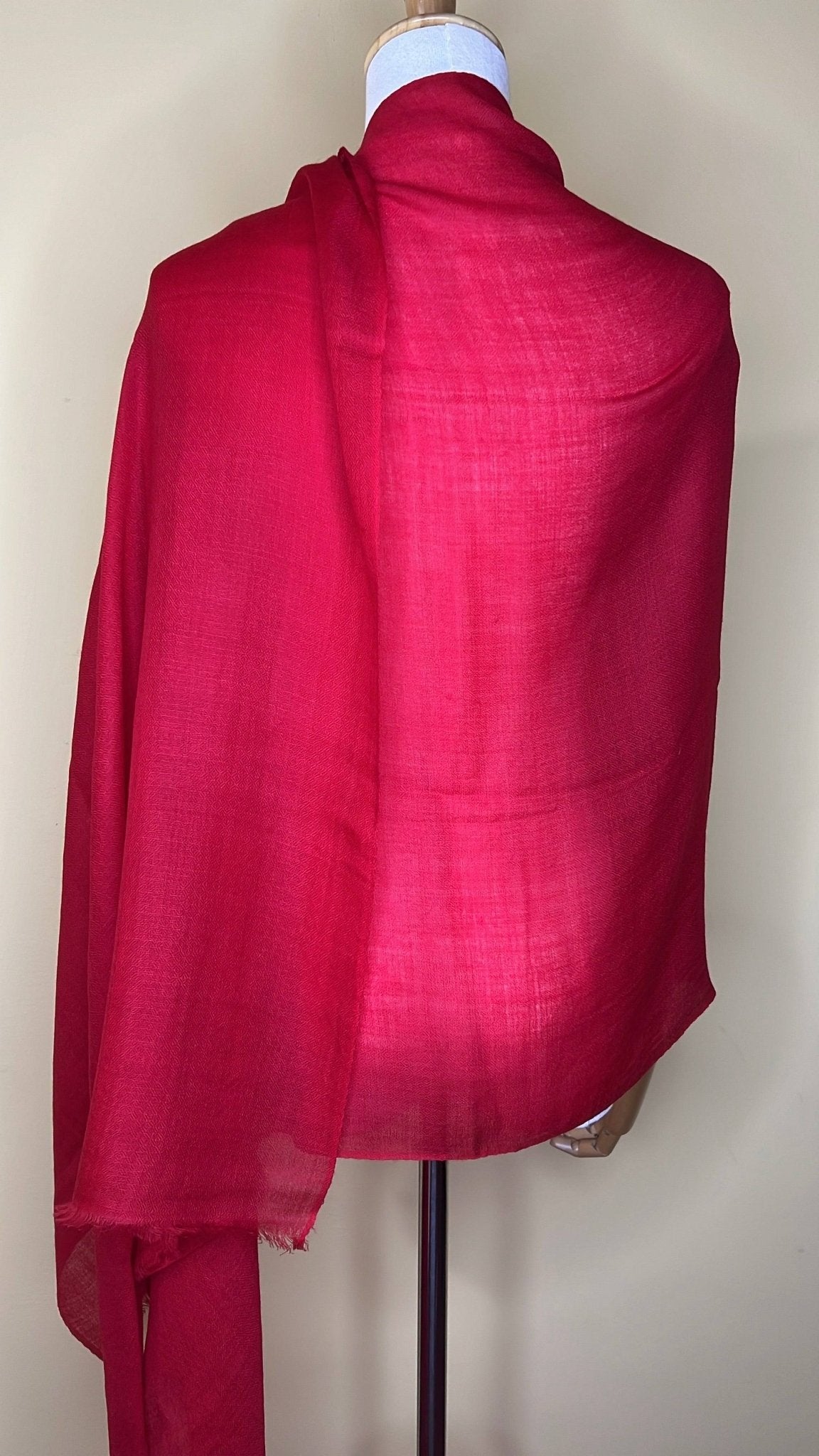 NPIA Certified 100% Pure Himalayan Cashmere Pashmina Shawl - Dolpo Cherry Red - Lumusae
