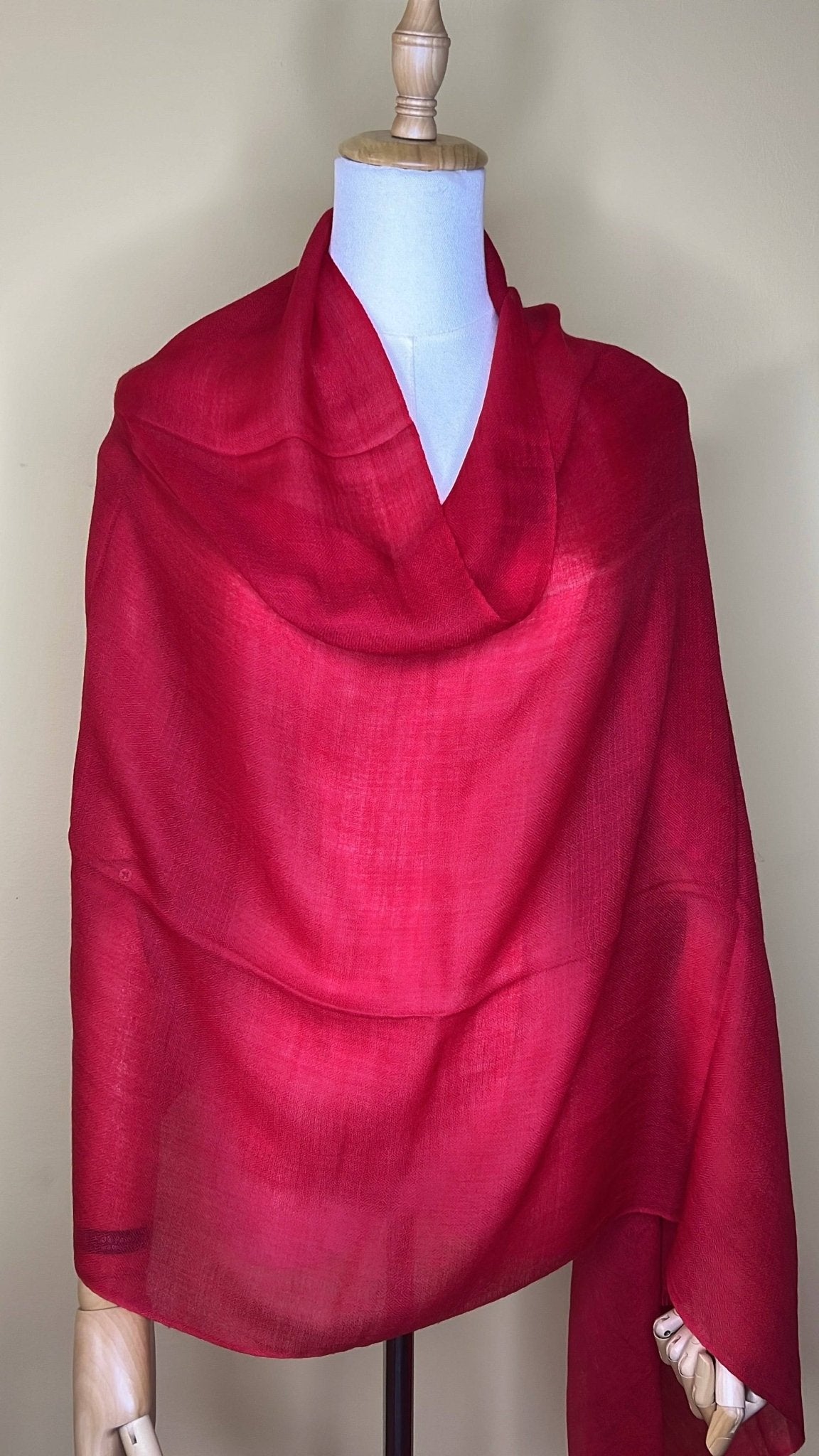 NPIA Certified 100% Pure Himalayan Cashmere Pashmina Shawl - Dolpo Cherry Red - Lumusae