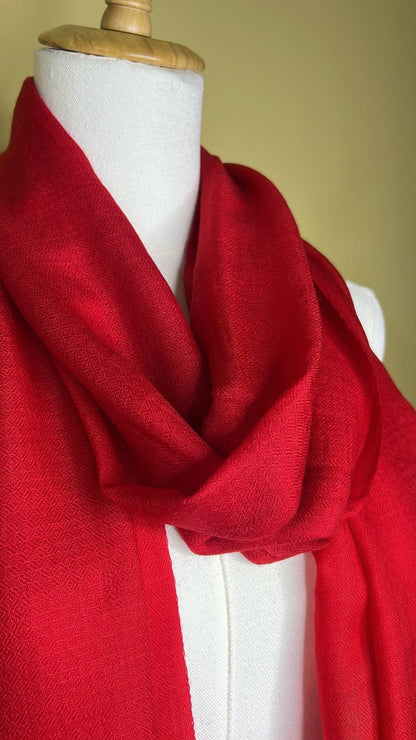 NPIA Certified 100% Pure Himalayan Cashmere Pashmina Shawl - Dolpo Cherry Red - Lumusae