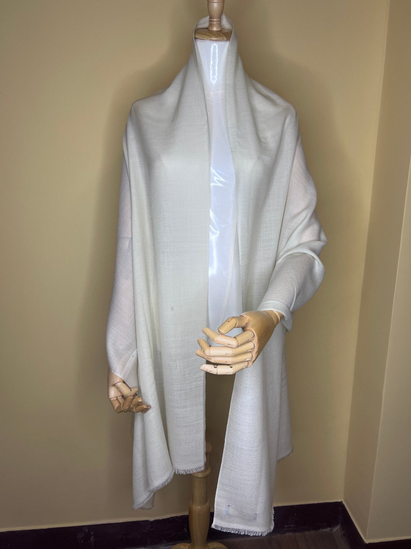 NPIA Certified 100% Pure Himalayan Cashmere Pashmina Shawl - Mustang Everest White - Lumusae