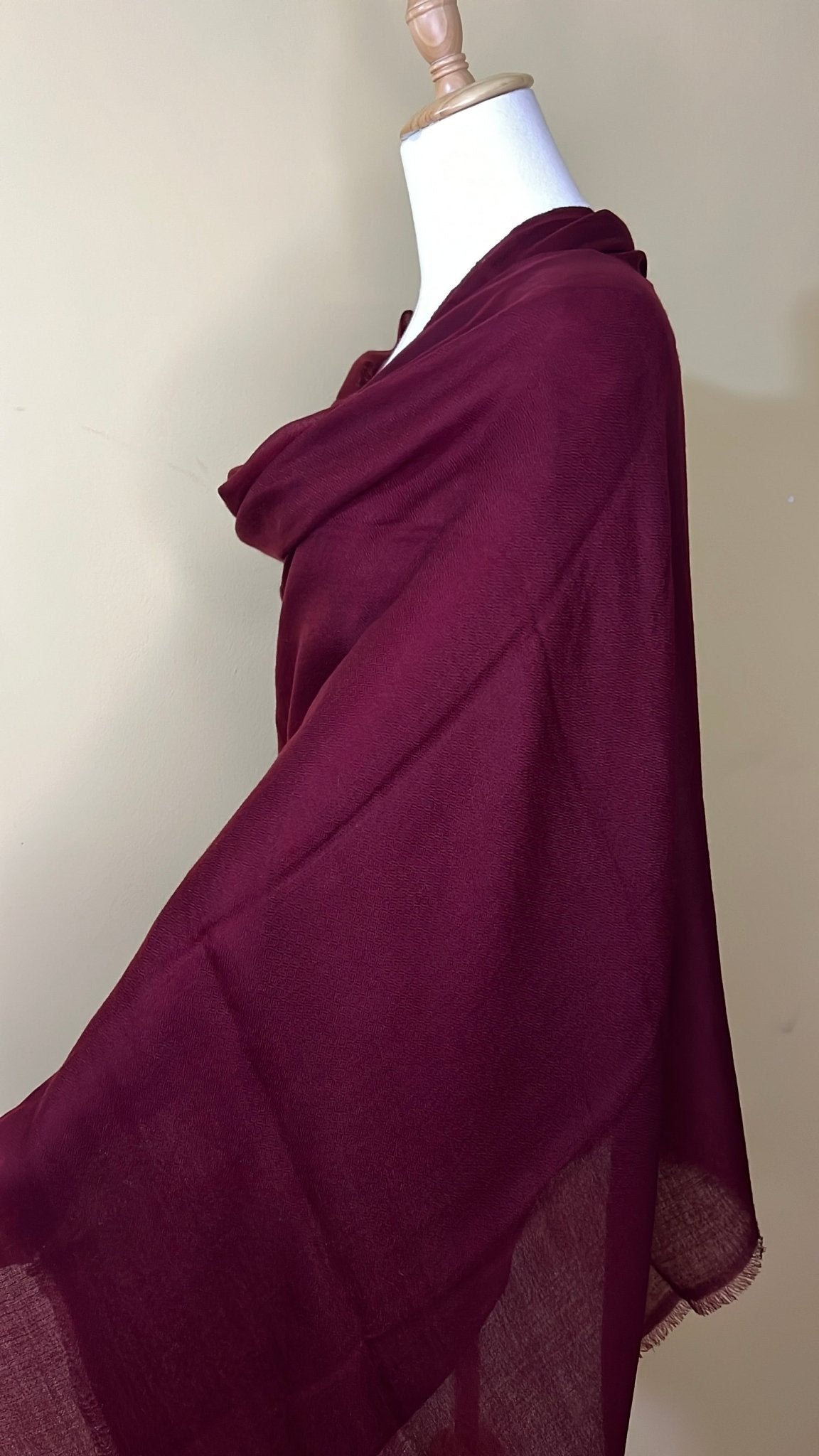 NPIA Certified 100% Pure Himalayan Cashmere Pashmina Shawl - Mustang Wine Red - Lumusae