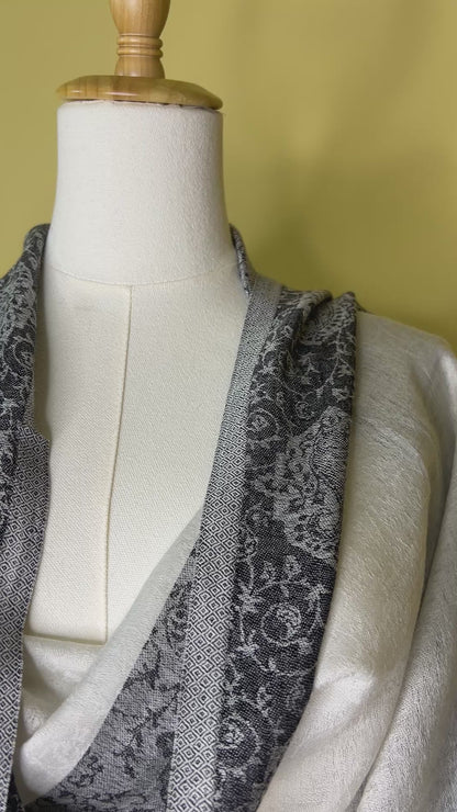 NPIA Certified 100% Pure Himalayan Cashmere Pashmina Shawl - Namche Moonlight Silver